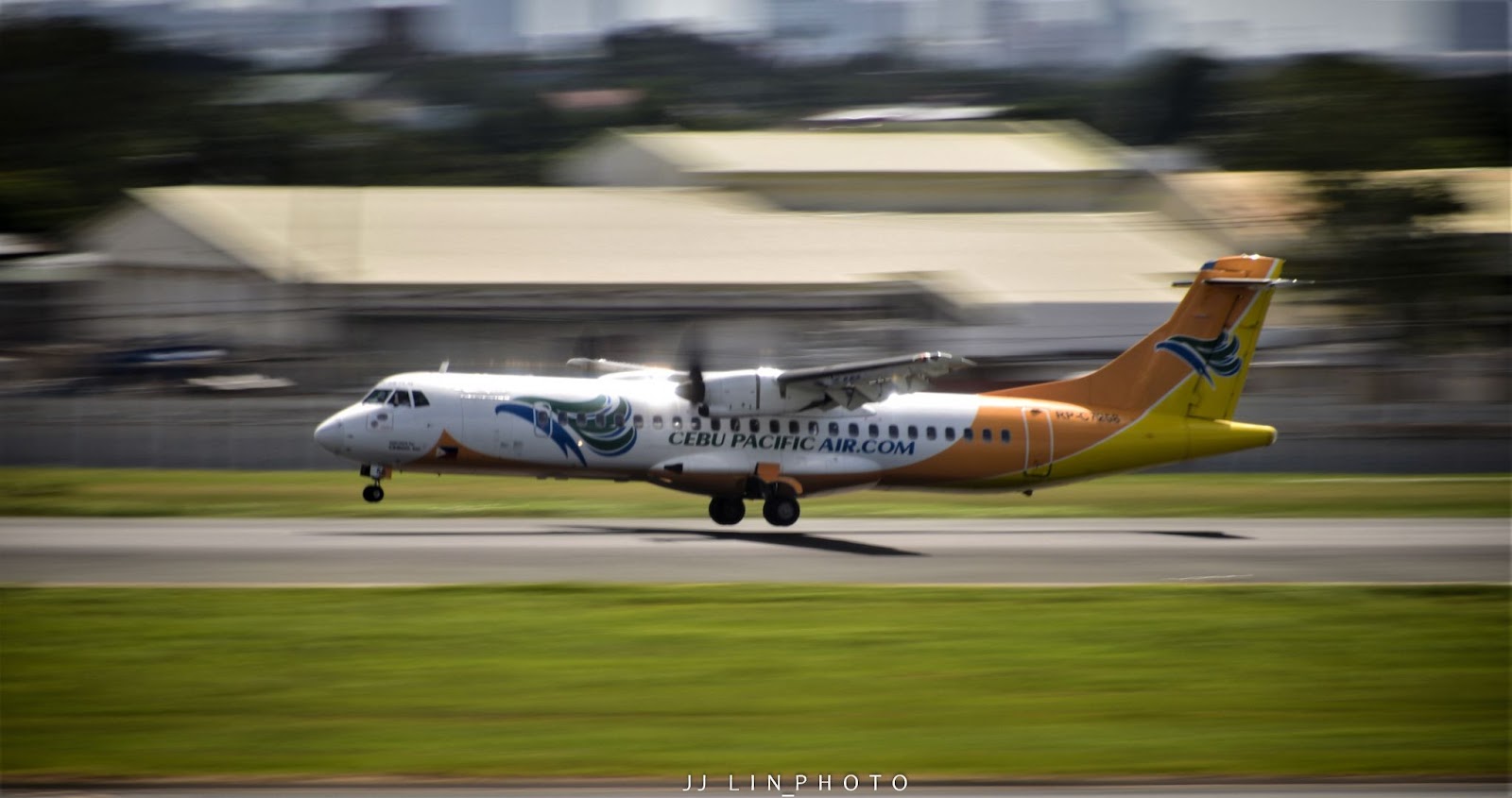 菲律賓機場_300mm f/5.6 1/25sec ISO80